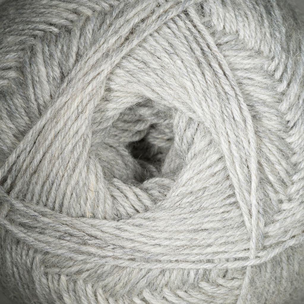 Sockenvolle Soley 4-fädig 75% Schurwolle 100g uni silbergrau